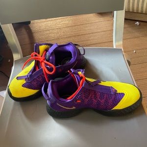 Nike Air Strobel size 7 worn once